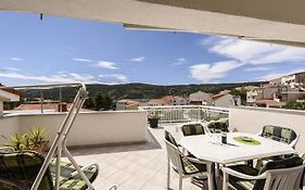 Apartments Luka - Trogir, Marina 150M From The Beach