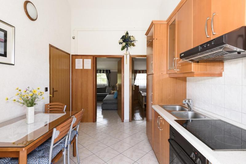 Apartments Luka - Trogir, Marina 150M From The Beach Exteriér fotografie