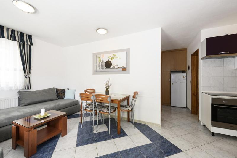 Apartments Luka - Trogir, Marina 150M From The Beach Exteriér fotografie